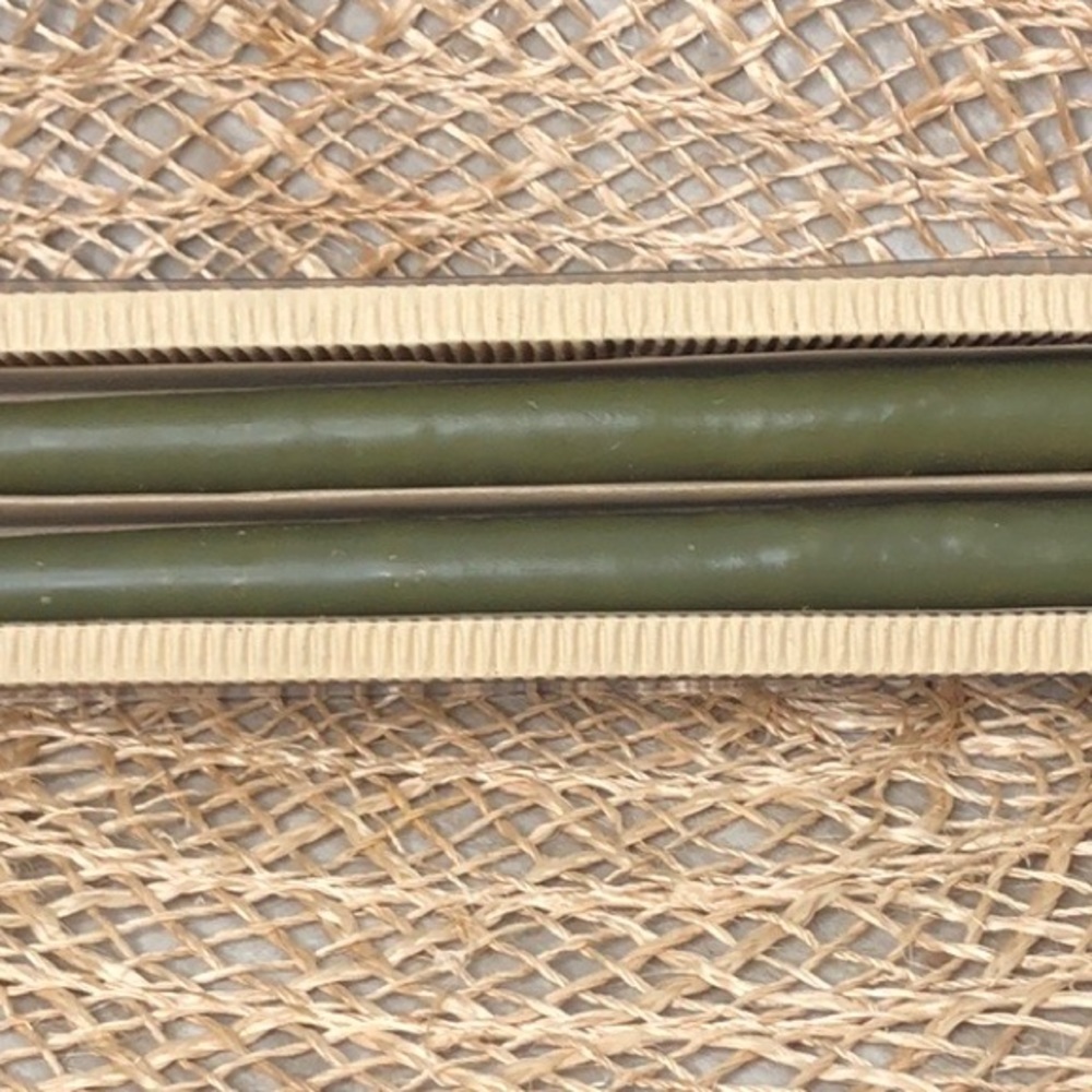Vance Kitira 16” TIMBER TAPERS Moss Green Gift Box of 2 Candles‎ - Picture 4 of 10